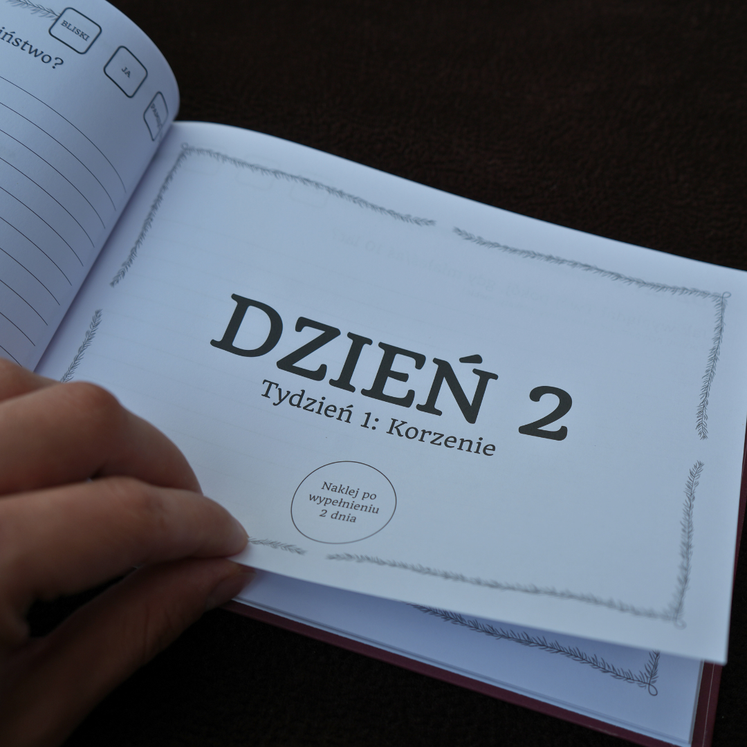 24 Historie do Odkrycia - Książkowy Kalendarz Adwentowy